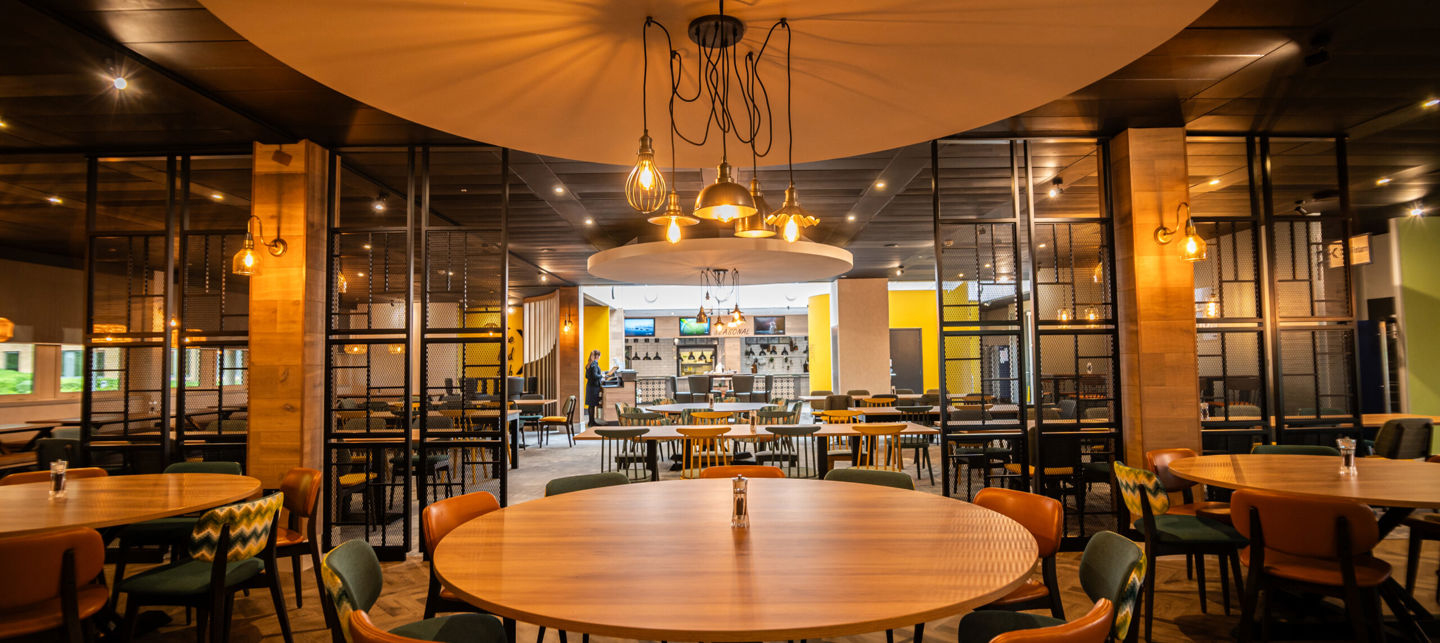 kents-hill-park-part-of-the-venues-collection-unveils-modern-restaurant-refurbishment-with-a-focus-on-sustainability-and-customer-feedback.jpg