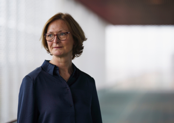 Joanne Barratt (1).png